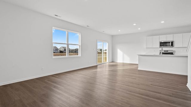 963 Sapphire Lane, Montgomery, IL 60538