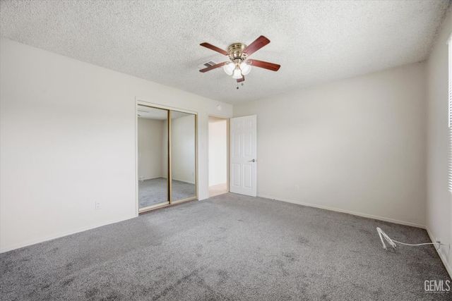 340 Oakdale Drive, Bakersfield, CA 93309