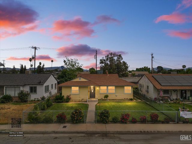 340 Oakdale Drive, Bakersfield, CA 93309