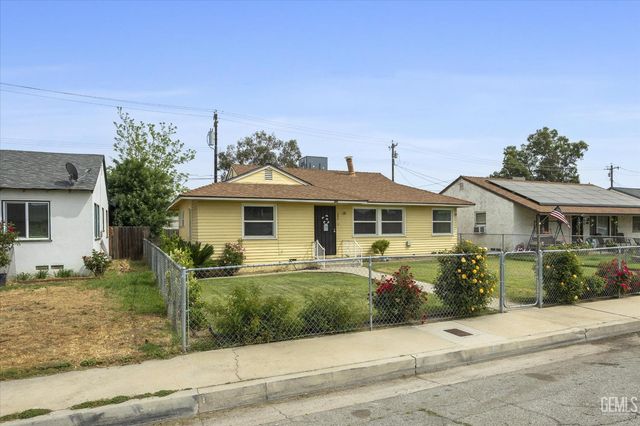 340 Oakdale Drive, Bakersfield, CA 93309