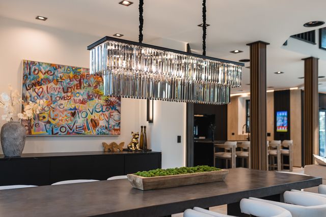 37W993 Heritage Oaks Drive, St. Charles, IL 60175