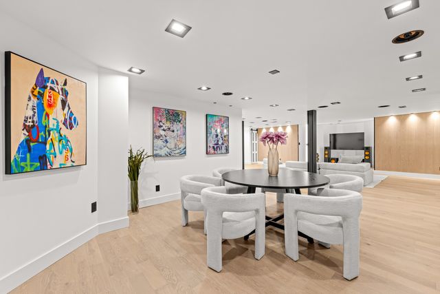 37W993 Heritage Oaks Drive, St. Charles, IL 60175