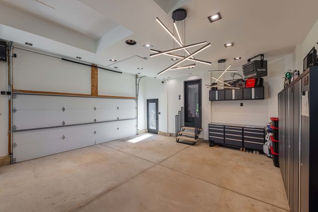 37W993 Heritage Oaks Drive, St. Charles, IL 60175