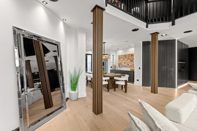 37W993 Heritage Oaks Drive, St. Charles, IL 60175