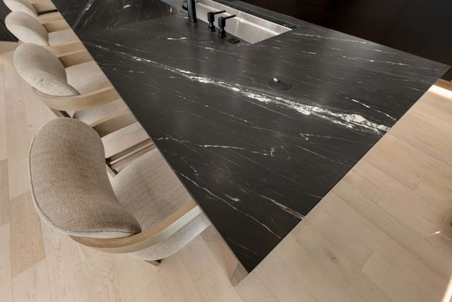 37W993 Heritage Oaks Drive, St. Charles, IL 60175