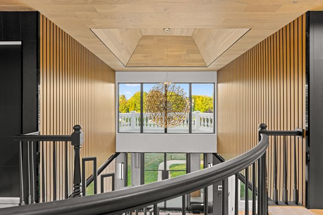 37W993 Heritage Oaks Drive, St. Charles, IL 60175