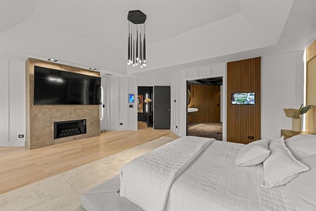 37W993 Heritage Oaks Drive, St. Charles, IL 60175