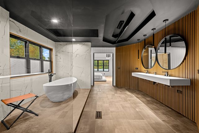 37W993 Heritage Oaks Drive, St. Charles, IL 60175