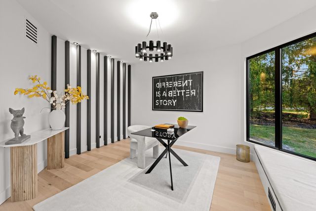 37W993 Heritage Oaks Drive, St. Charles, IL 60175