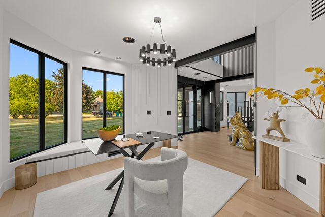 37W993 Heritage Oaks Drive, St. Charles, IL 60175