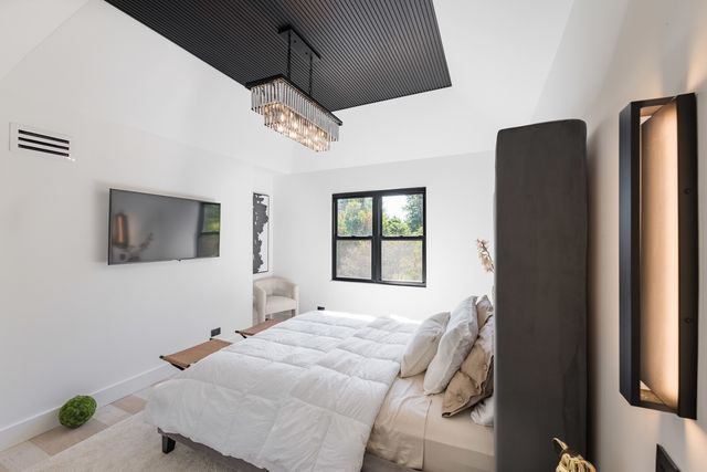 37W993 Heritage Oaks Drive, St. Charles, IL 60175