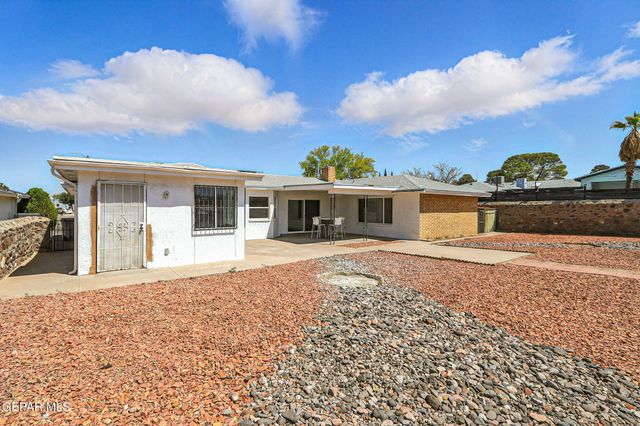 408 San Blas Drive, El Paso, TX 79912