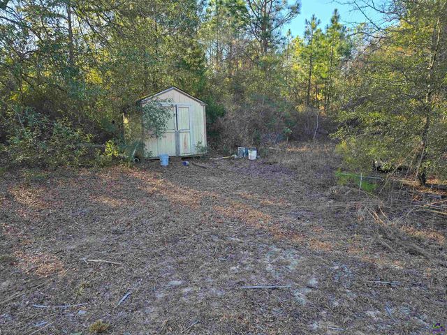 253 Pottery Road, Lizella, GA 31052