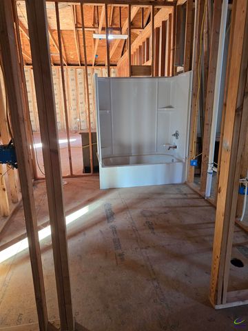 253 Pottery Road, Lizella, GA 31052