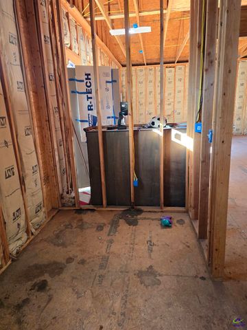 253 Pottery Road, Lizella, GA 31052