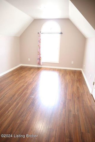 10129 Spring Gate Dr, Louisville, KY 40241