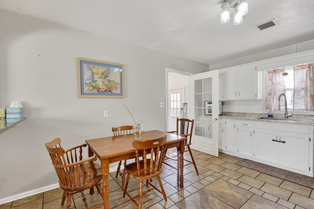 3129 E 11th Street, Joplin, MO 64801