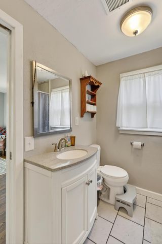 3129 E 11th Street, Joplin, MO 64801