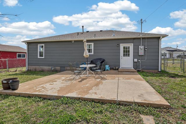 3129 E 11th Street, Joplin, MO 64801