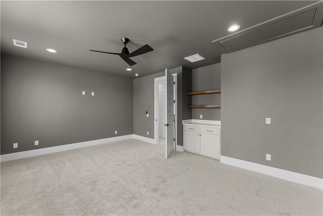 4420 S 88th Street, Bentonville, AR 72713