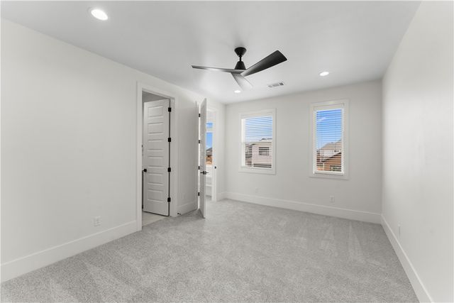 4420 S 88th Street, Bentonville, AR 72713