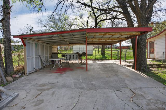 707 Brown ST, Lampasas, TX 76550