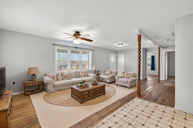 707 Brown ST, Lampasas, TX 76550