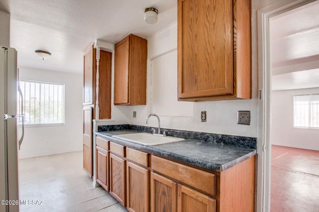 872 W Glenn, Tucson, AZ 85705