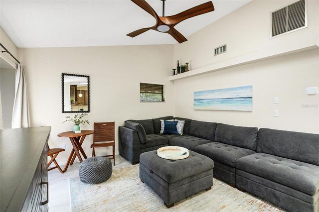 440 PALMETTO COURT 1, Venice, FL 34285