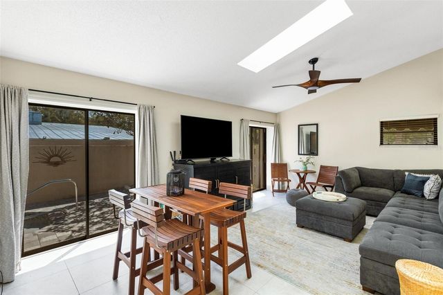 440 PALMETTO COURT 1, Venice, FL 34285