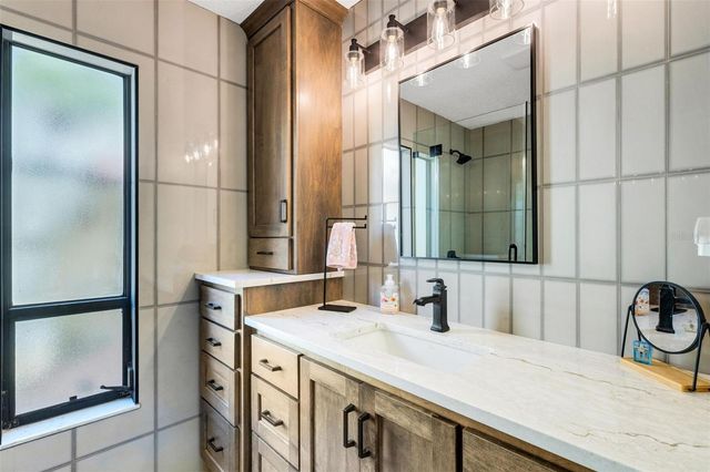 440 PALMETTO COURT 1, Venice, FL 34285