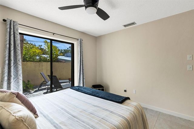 440 PALMETTO COURT 1, Venice, FL 34285