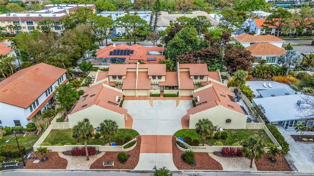 440 PALMETTO COURT 1, Venice, FL 34285
