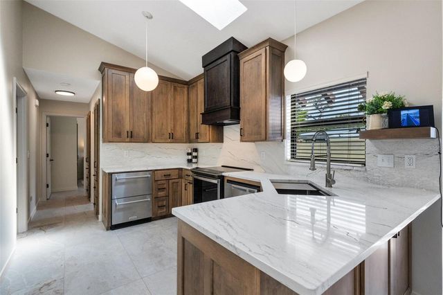 440 PALMETTO COURT 1, Venice, FL 34285