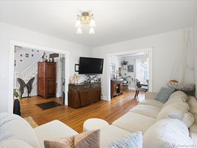 8 E Catherine Street, Nyack, NY 10960