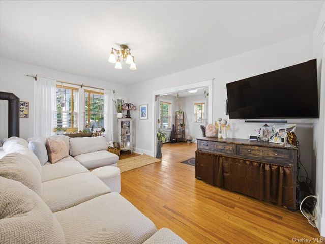 8 E Catherine Street, Nyack, NY 10960