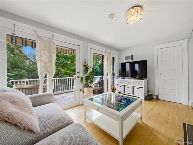 8 E Catherine Street, Nyack, NY 10960