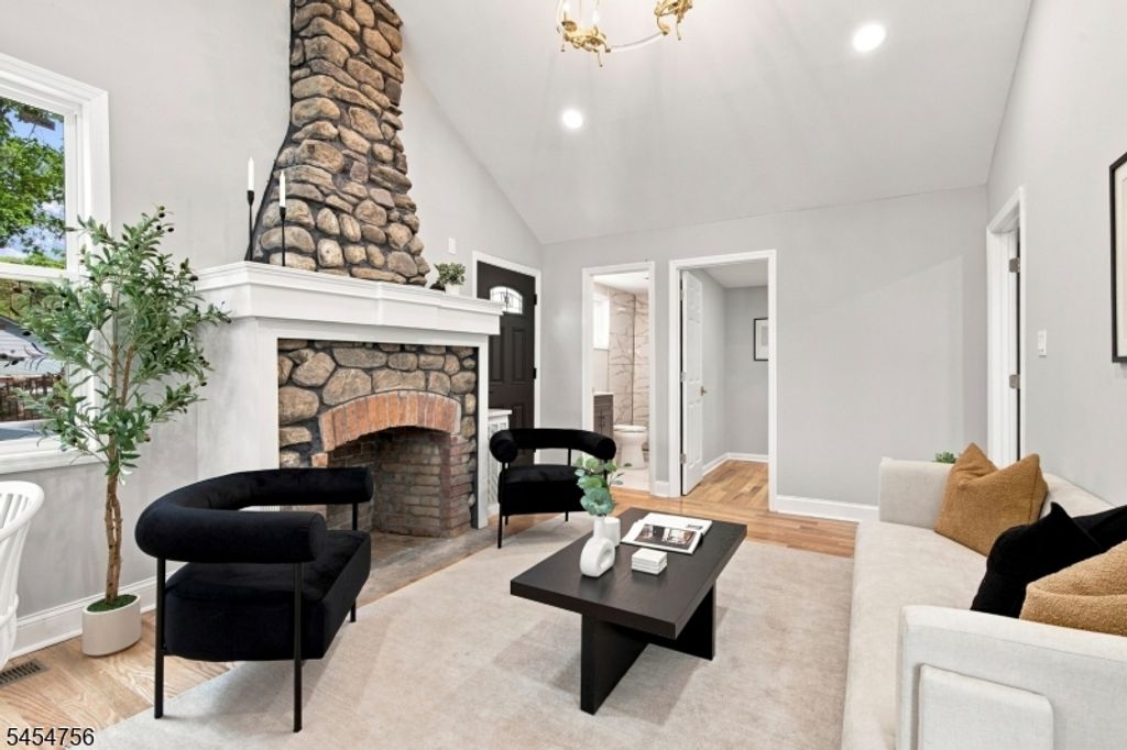 115 Wildwood Rd, Jefferson Twp., NJ 07438 — photo 4