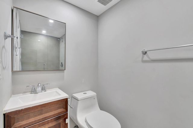 125 E Hart Street, Lantana, FL 33462