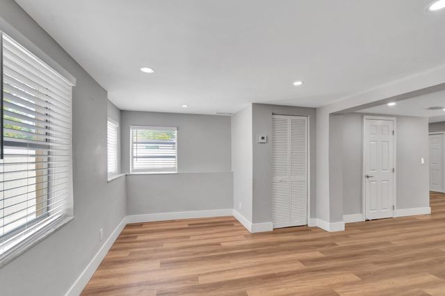 125 E Hart Street, Lantana, FL 33462