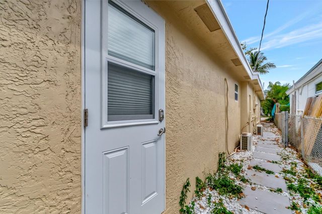 125 E Hart Street, Lantana, FL 33462