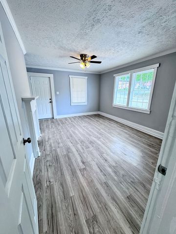 1016 Samson Avenue, Columbus, GA 31906