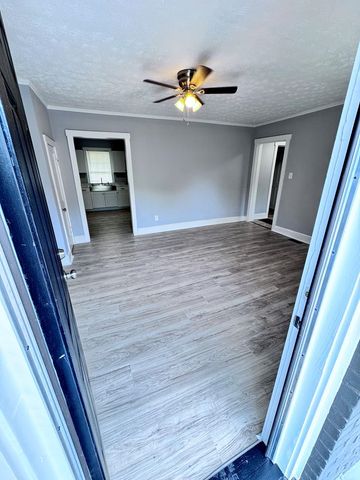 1016 Samson Avenue, Columbus, GA 31906