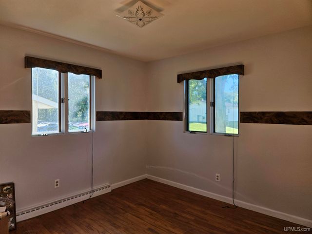 217 Mulock Street, Ontonagon, MI 49953