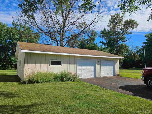 217 Mulock Street, Ontonagon, MI 49953