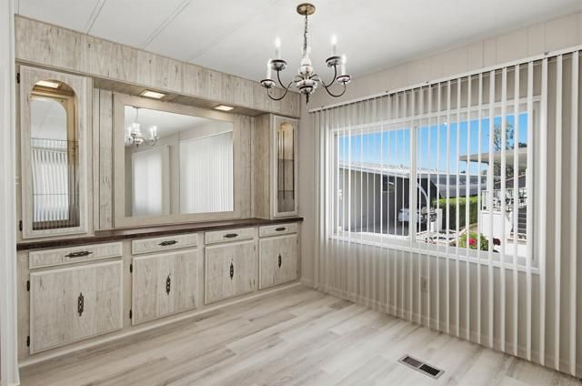 15420 Olde Highway 80 20, El Cajon, CA 92021