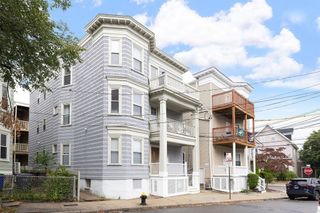 106 Chester St. 3, Boston, MA 02134