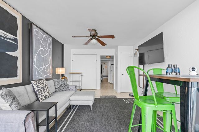 2406 N Ocean Blvd Unit 604, Myrtle Beach, SC 29577