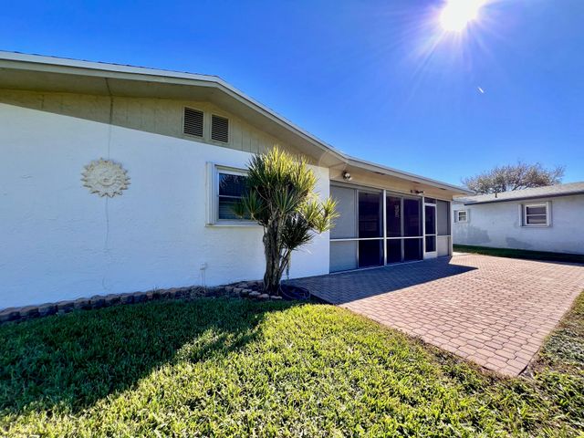 3465 Amalfi Drive, West Palm Beach, FL 33417