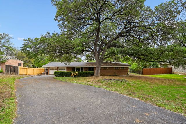 7906 ROBIN REST DR, San Antonio, TX 78209